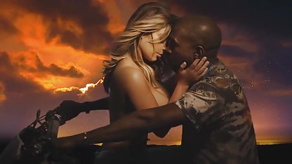 15 Andrea فیلم سکسی خارجی زیبا